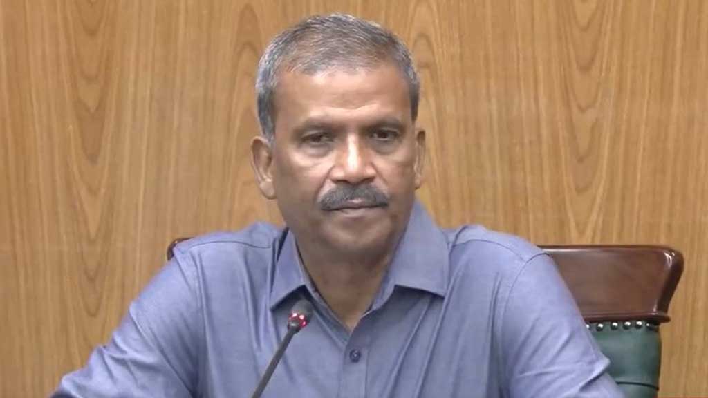 ডাক্তাররা কি ওষুধ কোম্পানির দালাল, প্রশ্ন আসিফ নজরুলের